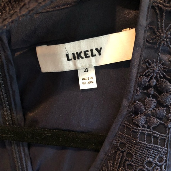 Likely choker navy lace - Picture 3 of 8